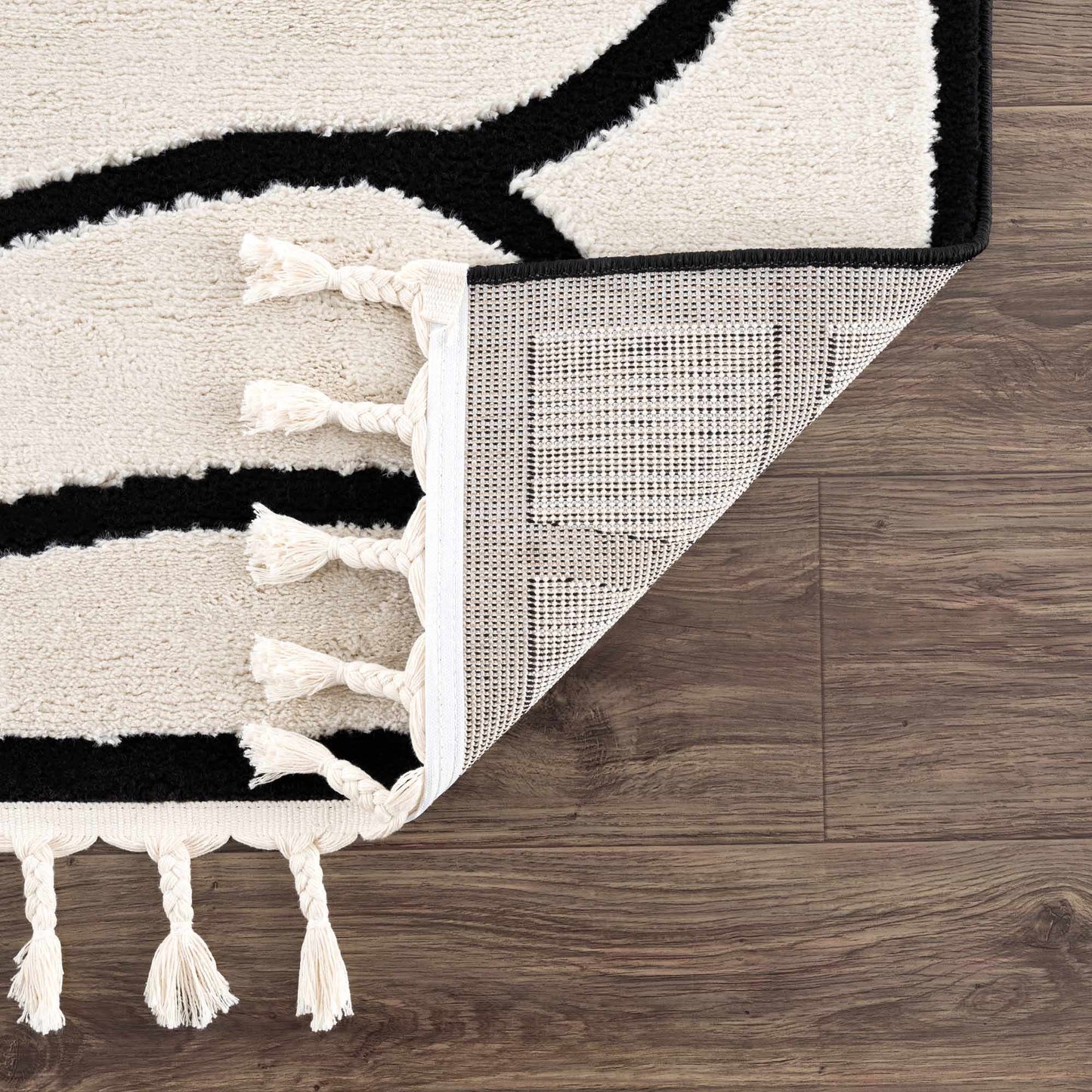 Azana Black & White Area Rug