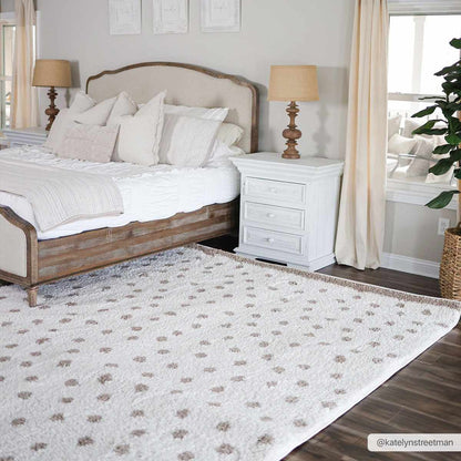 Chaia Dotted Cream & Brown Plush Rug