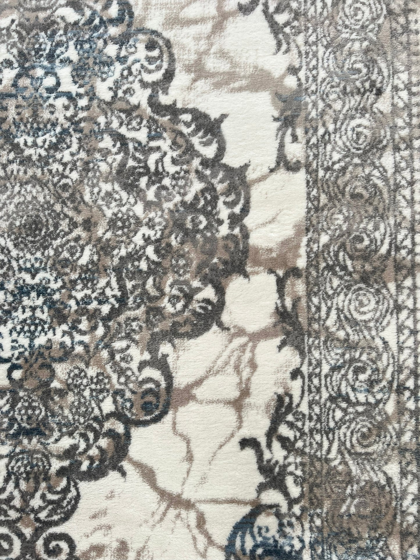 ROY's Home One Level Area Rugs, Classic Pattern - Shiny Ivory,Grey,Beige Yarn