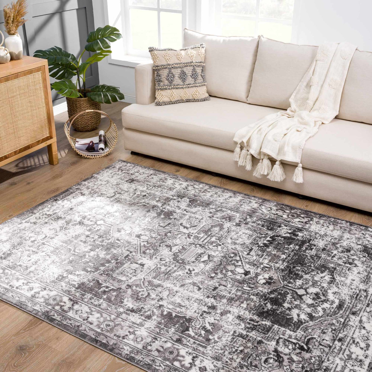 Eddie Area Rug