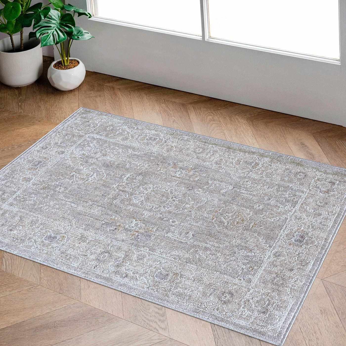 Tahmoor Gray Statement Rug - Clearance